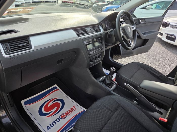 Skoda Rapid 2015