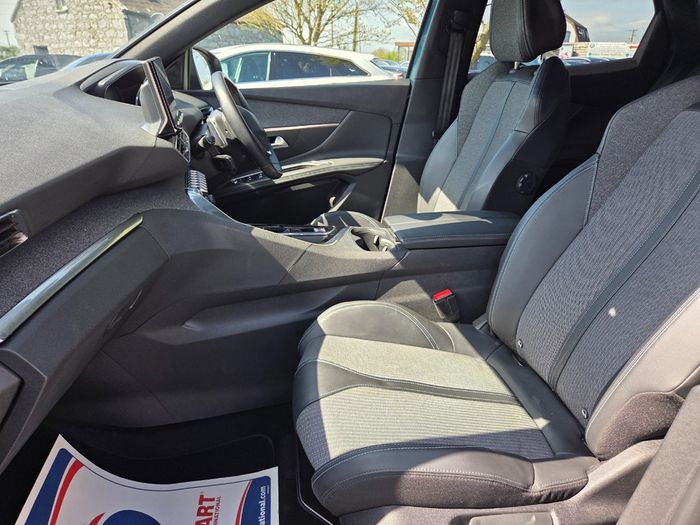 Peugeot 3008 2023