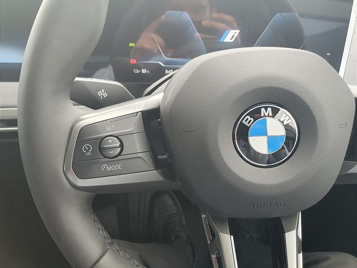 BMW IX 2025
