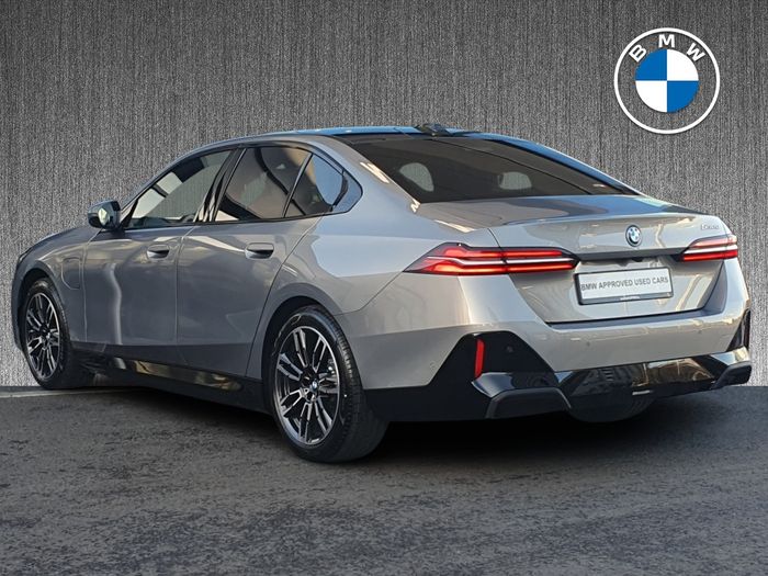 BMW 5 Series 2026