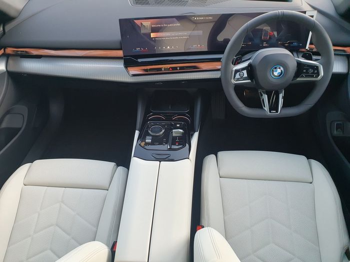 BMW 5 Series 2026