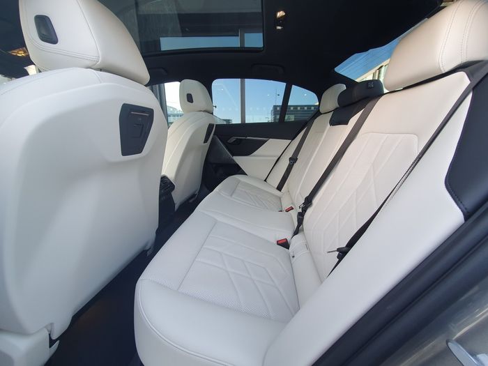 BMW 5 Series 2026