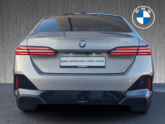 BMW 5 Series 2026