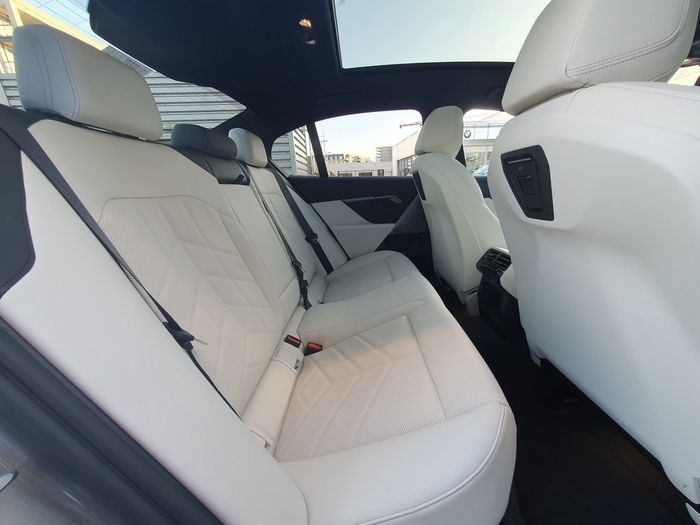 BMW 5 Series 2026