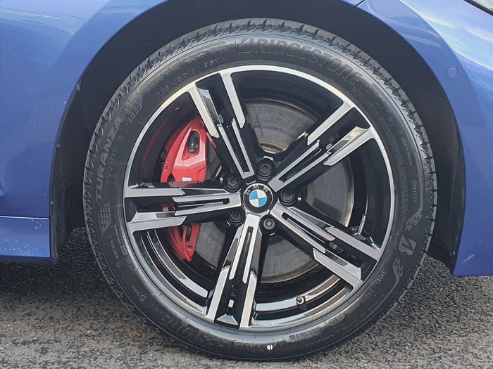 BMW 3 Series 2025