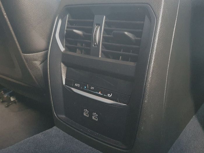 BMW 3 Series 2025