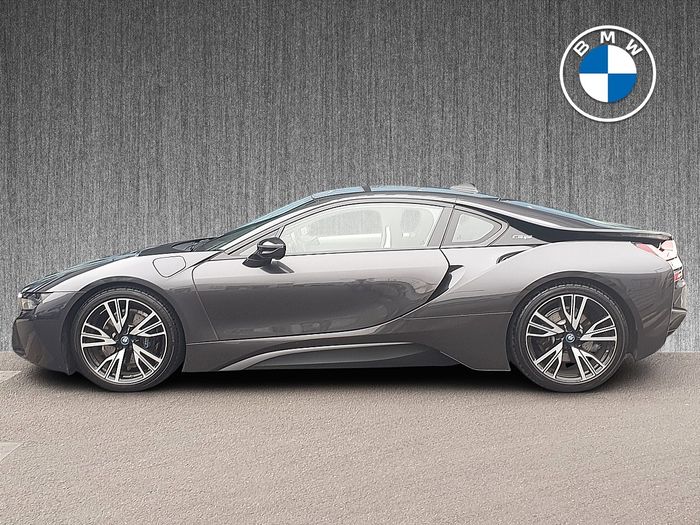 BMW i8 2020