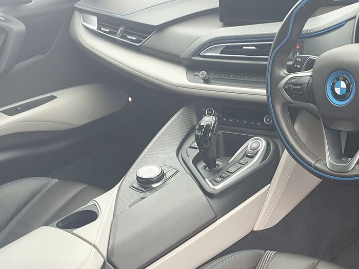 BMW i8 2020