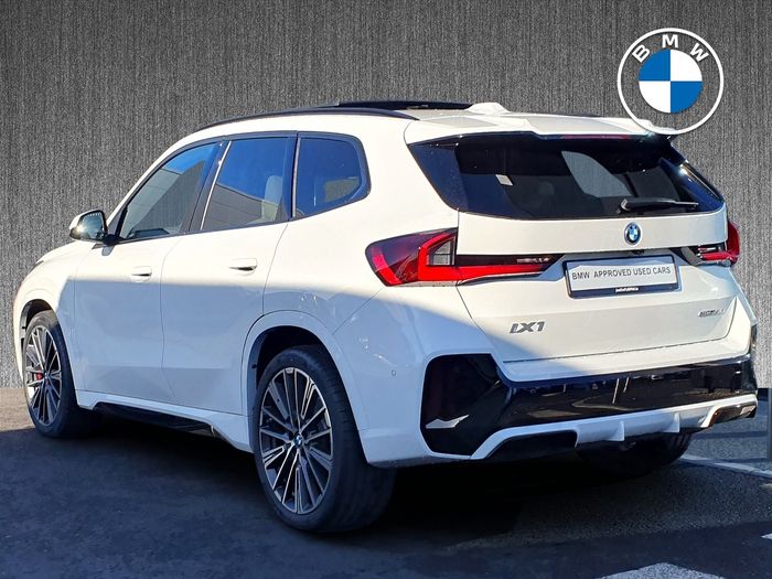 BMW iX1 2026