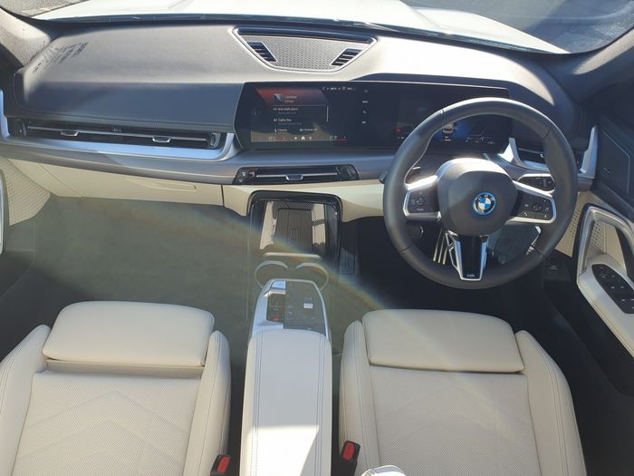 BMW iX1 2026
