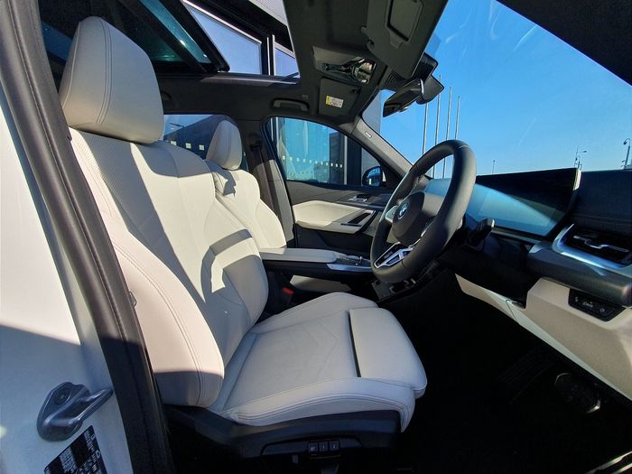 BMW iX1 2026