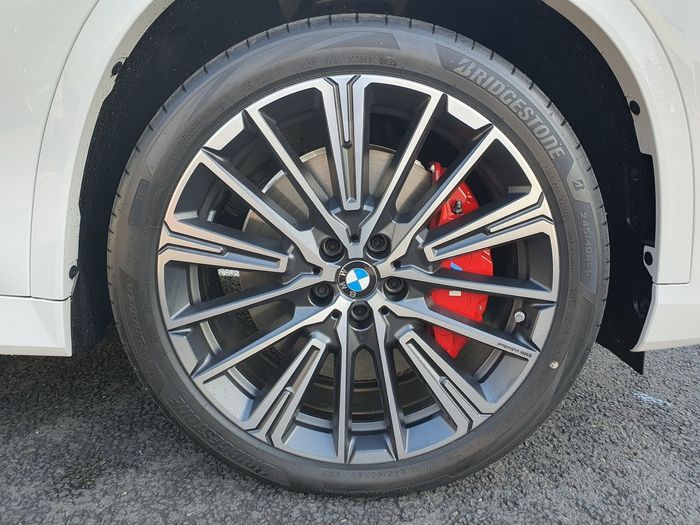 BMW iX1 2026