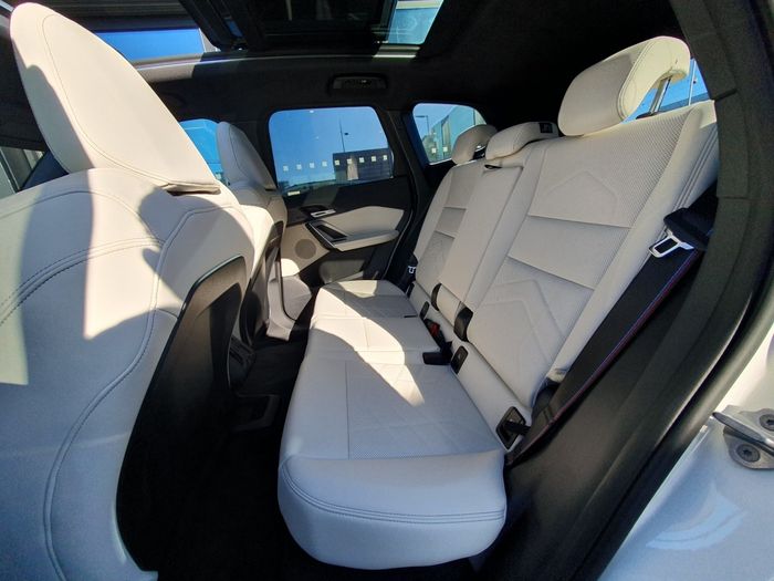 BMW iX1 2026