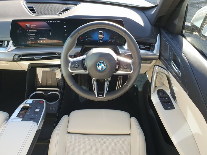 BMW iX1 2026
