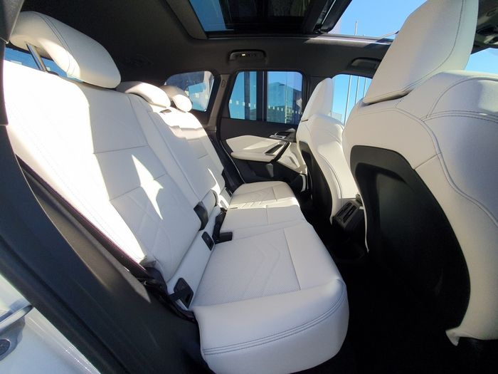 BMW iX1 2026