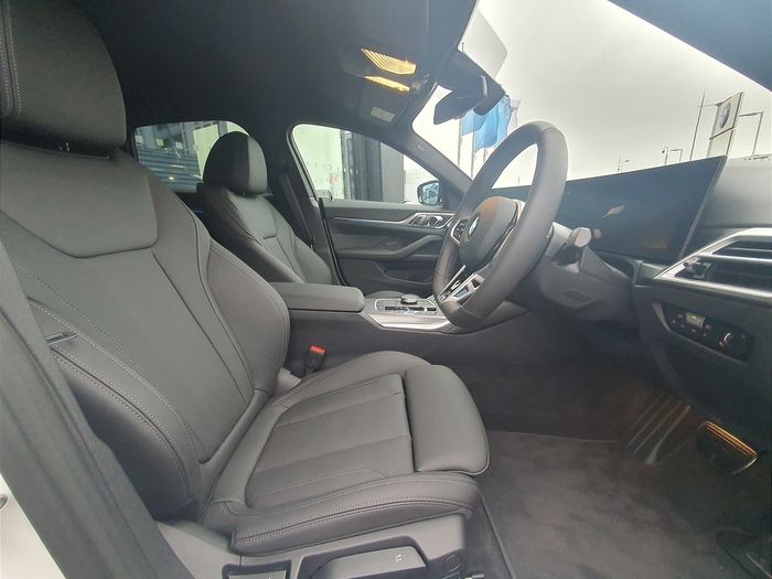 BMW i4 2026