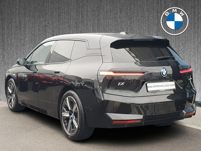 BMW IX 2024