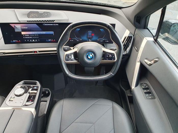 BMW IX 2024