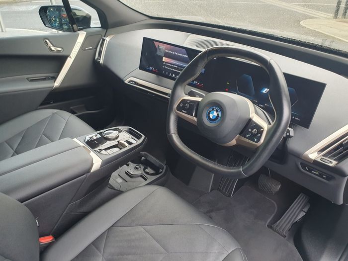 BMW IX 2024