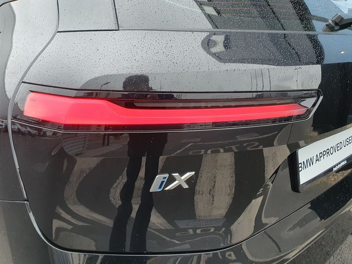 BMW IX 2024
