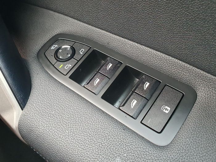 BMW IX 2024
