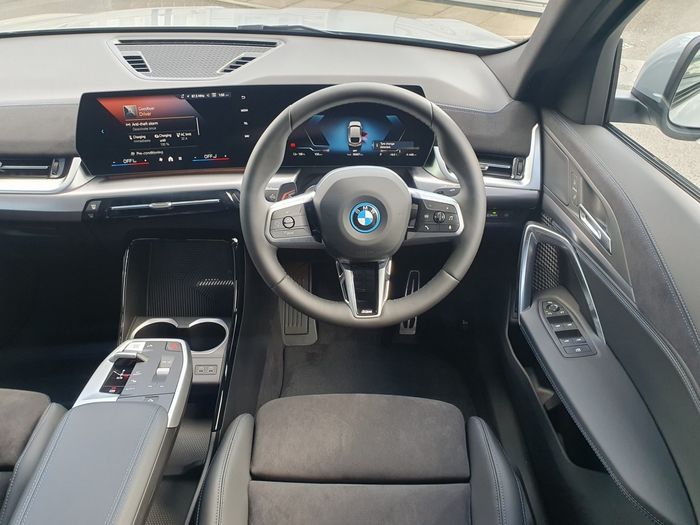 BMW iX2 2026
