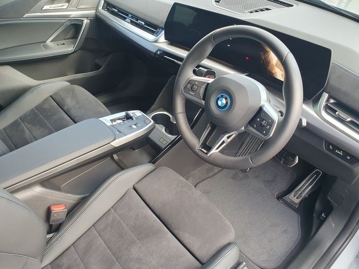 BMW iX2 2026