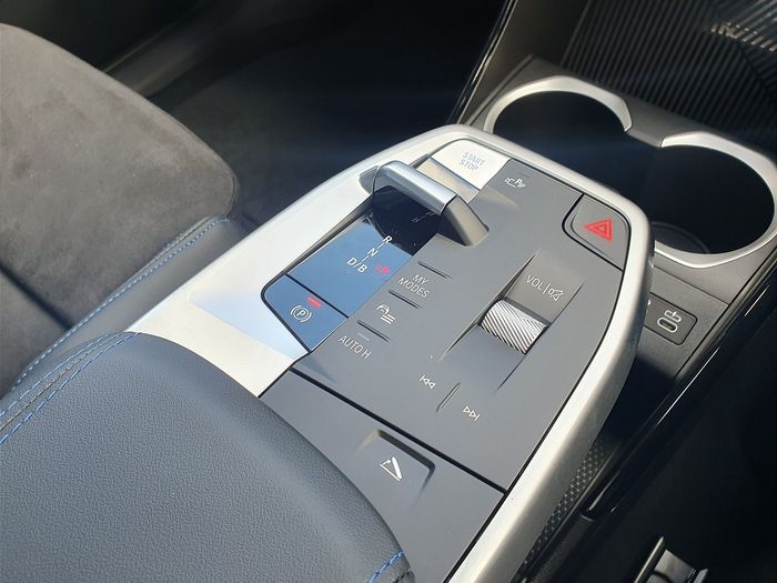 BMW iX2 2026