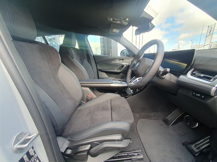 BMW iX2 2026
