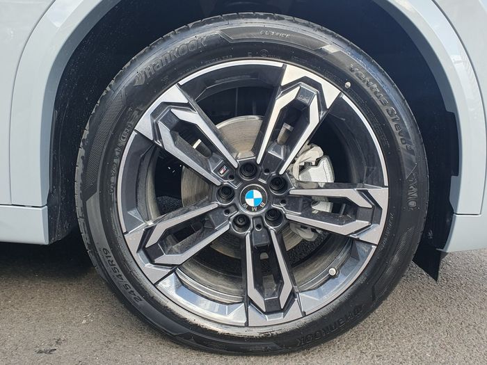 BMW iX2 2026