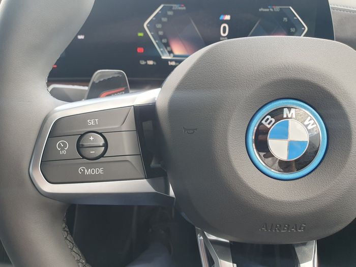 BMW iX2 2026