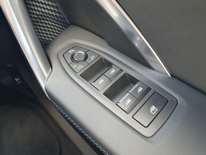 BMW iX2 2026
