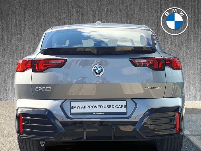 BMW iX2 2026