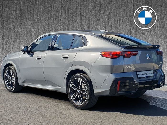 BMW iX2 2026