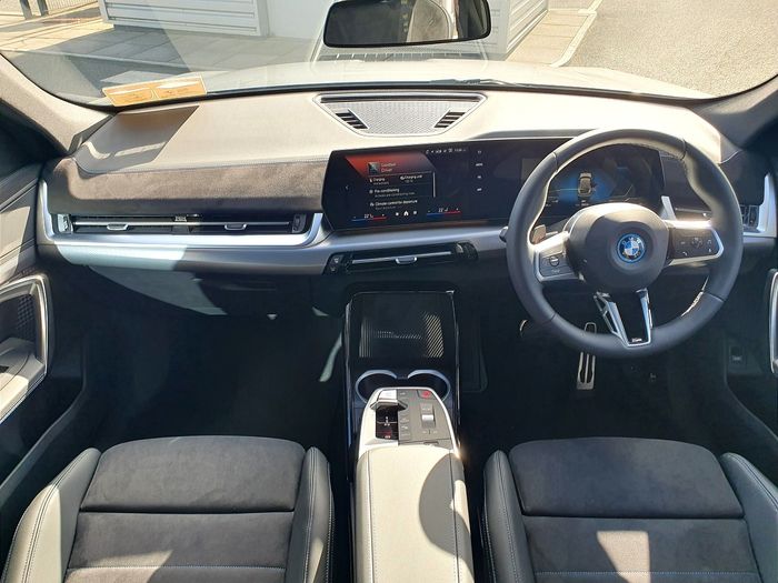 BMW iX2 2026