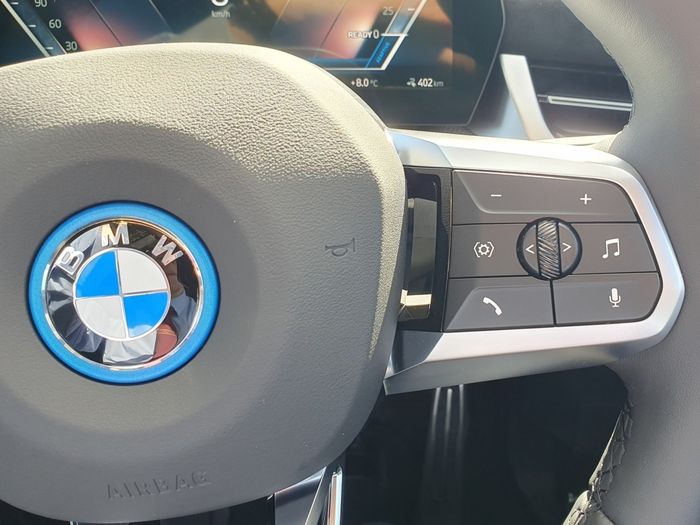 BMW iX2 2026