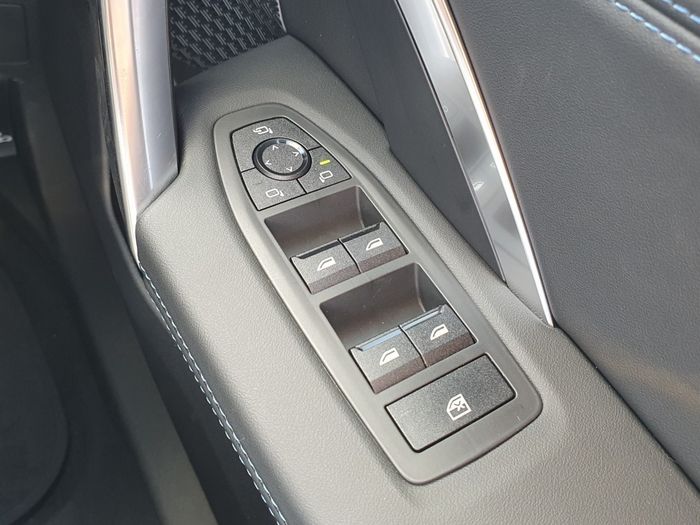 BMW iX2 2026