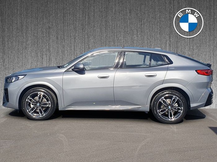 BMW iX2 2026