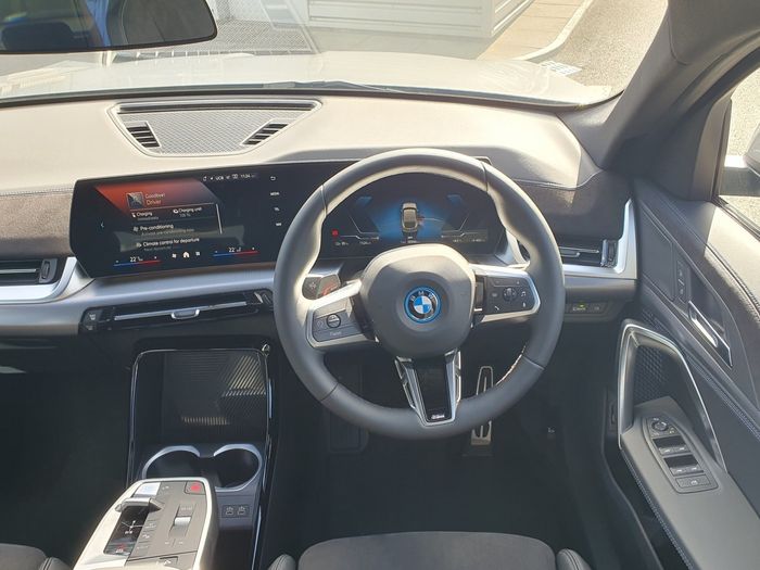 BMW iX2 2026