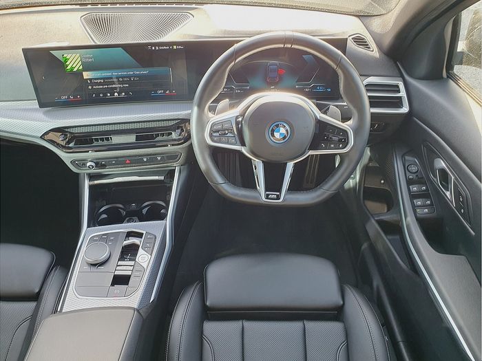 BMW 3 Series 2025
