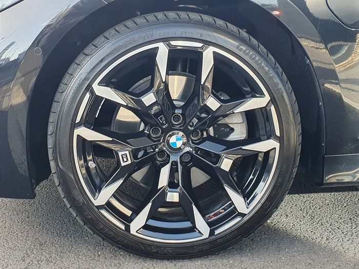 BMW 3 Series 2025