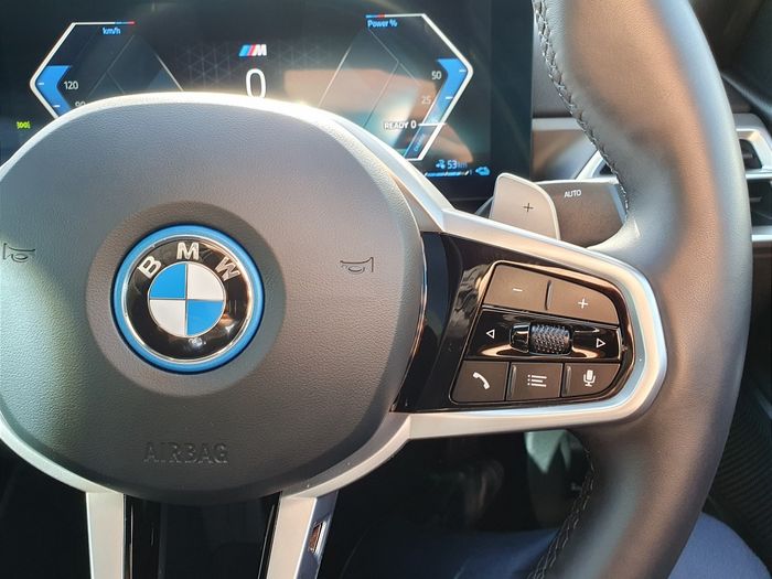 BMW 3 Series 2025