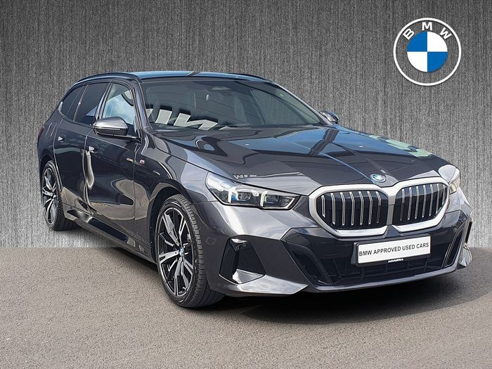 BMW 5 Series 2025