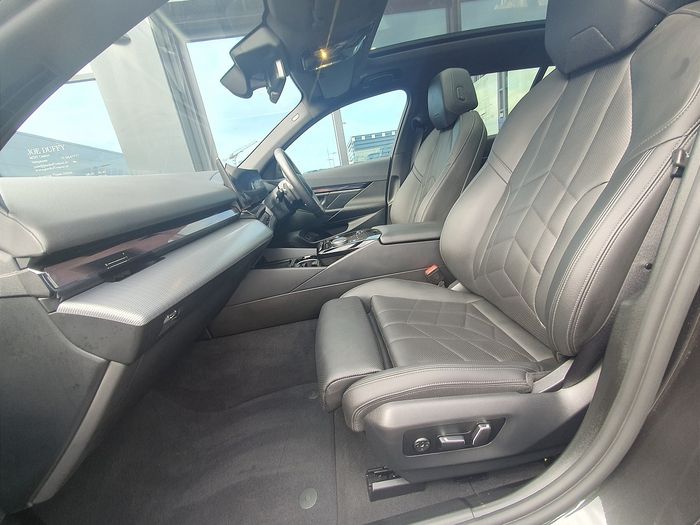 BMW 5 Series 2025