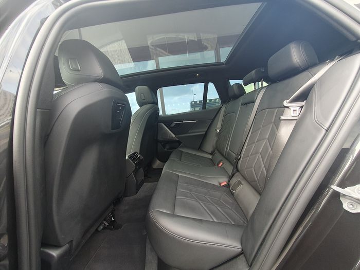 BMW 5 Series 2025