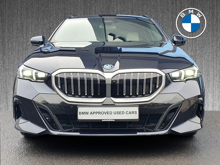 BMW 5 Series 2025