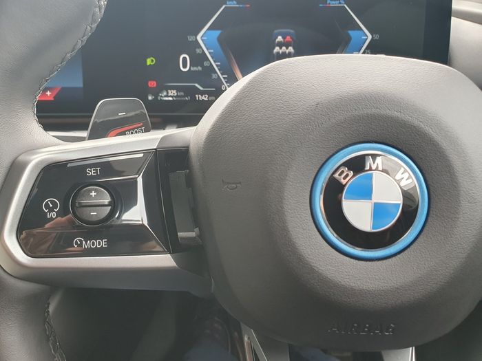 BMW 5 Series 2025