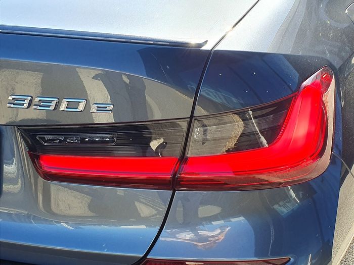 BMW 3 Series 2021