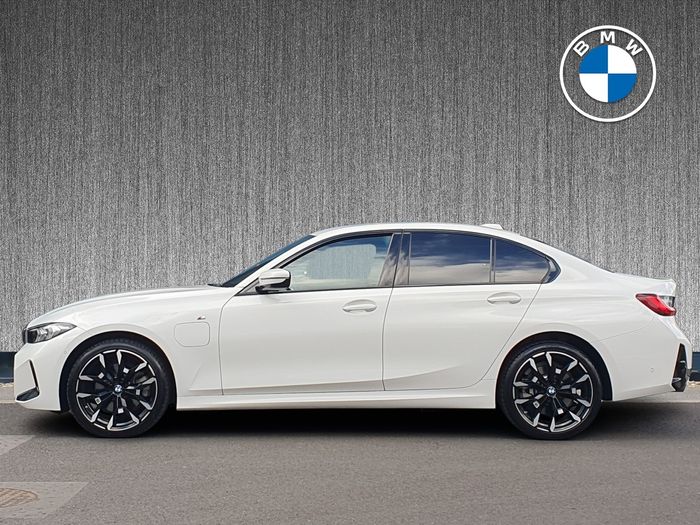BMW 3 Series 2025