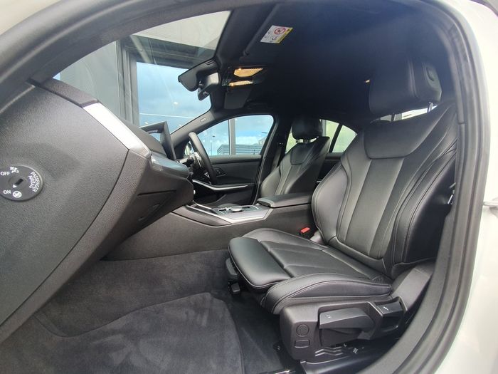 BMW 3 Series 2025